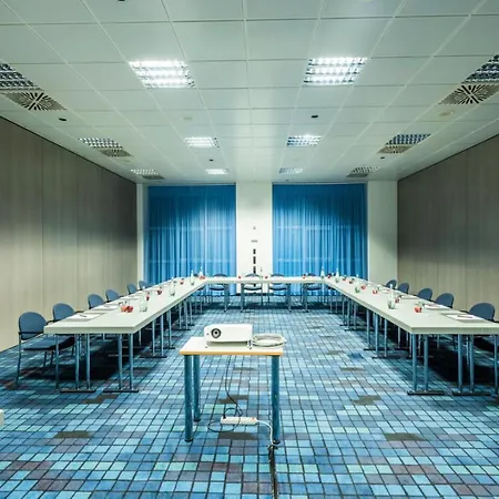 Arvena Kongress - In Der Wagnerstadt Hotel