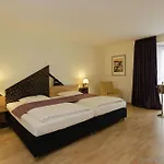 Arvena Kongress - In Der Wagnerstadt Hotel 4*
