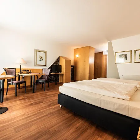 Arvena Kongress - In Der Wagnerstadt Hotel 4*