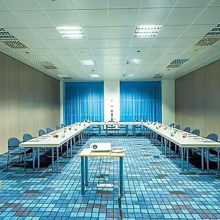 Hotel Arvena Kongress - In Der Wagnerstadt 4*