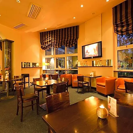Hotel Arvena Kongress - In Der Wagnerstadt 4*