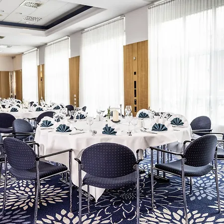 Arvena Kongress - In Der Wagnerstadt Hotel