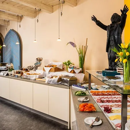Arvena Kongress - In Der Wagnerstadt 4*