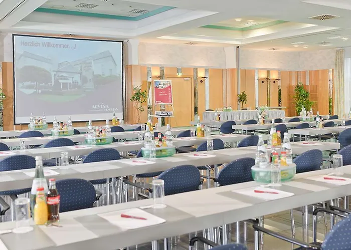 Arvena Kongress - In Der Wagnerstadt 4* بايروث