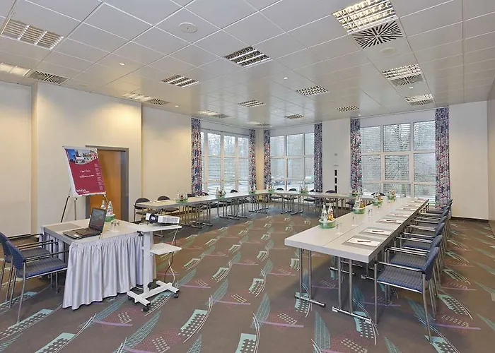 Arvena Kongress - In Der Wagnerstadt 4* بايروث